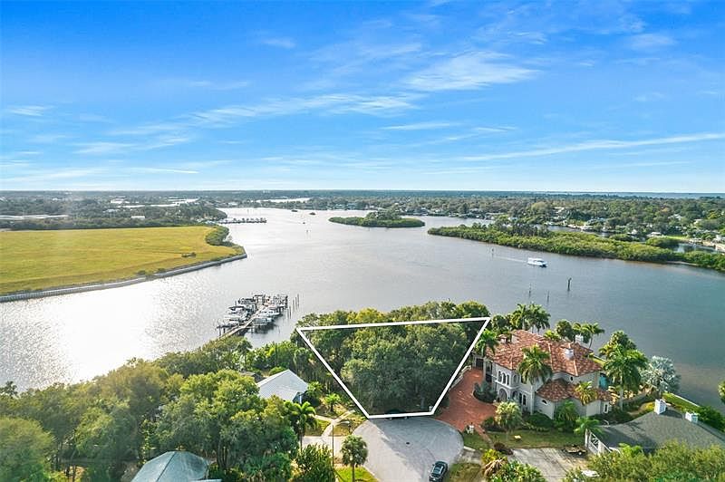 1600 Meyers Cove Dr 11, Tarpon Springs, FL 34689 MLS A4554936 Zillow