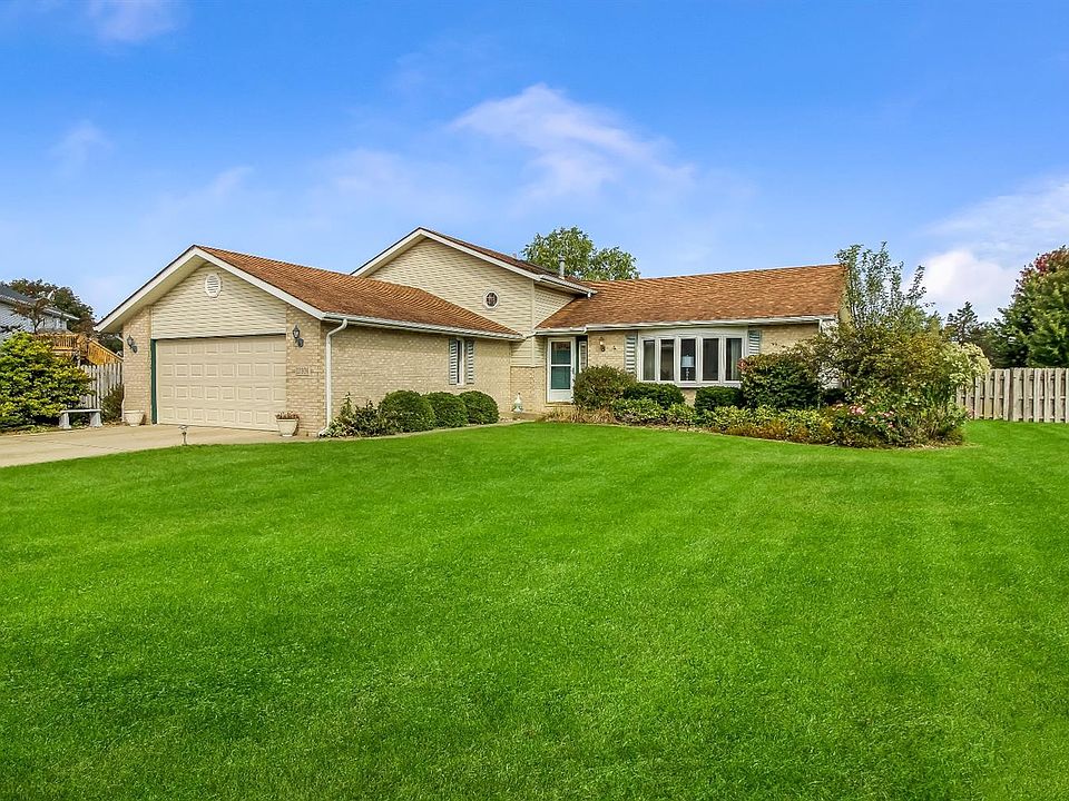 1st image of 12930 Snowberry Ln