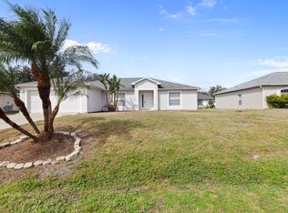 3633 Point St, North Port, FL 34286