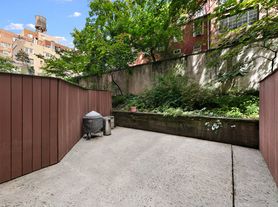 445 W 19th St, New York, NY