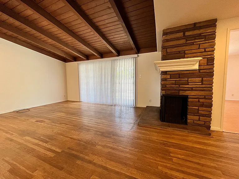 14525 Greenworth Dr — Photo 15