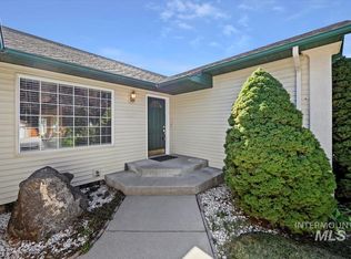 1050 Pahsimeroi Dr, Twin Falls, ID 83301