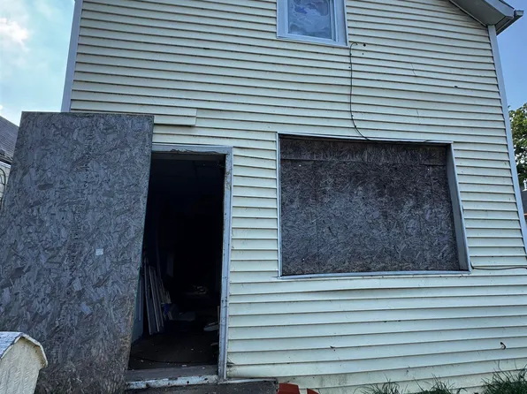 1518 Uhlhorn St, Evansville, IN 47710