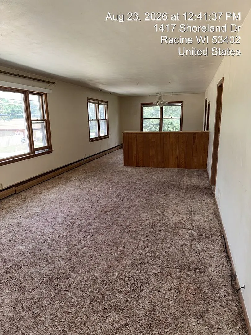 1417-1419 Shoreland Dr. — Photo 1