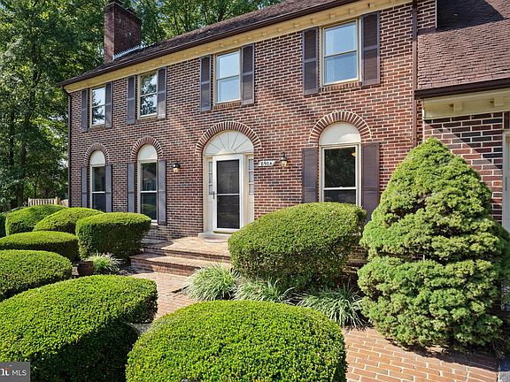 2nd image of 8904 McNair Ct