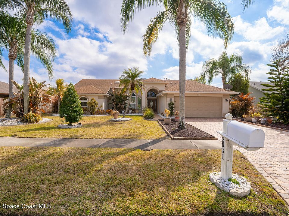 1st image of 2031 Blue Heron Dr