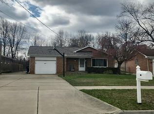 607 W Girard Ave, Madison Heights, MI