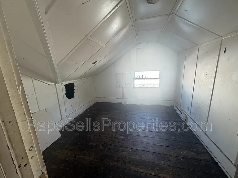 107 E Archer Ave — Photo 12