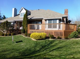 621 Golf Town Cir, Lexington, KY 40509