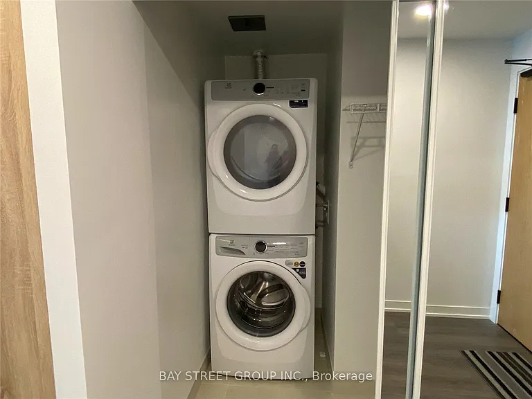 7950 Bathurst St #2002 — Photo 10