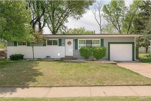 1st image of 1400 Swan Dr