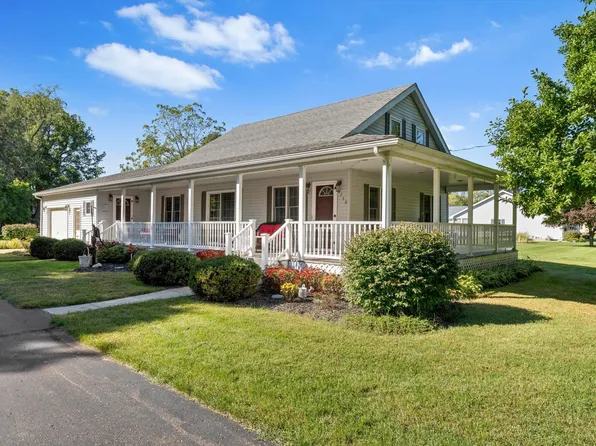 4750 N Coloma Rd, Coloma, MI 49038