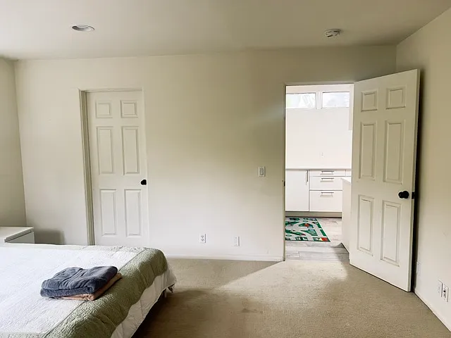 3993 Stonebridge Ct — Photo 5