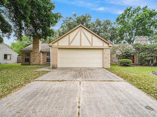 2 bed, 2.0 bath, 1291 sqft, $1,650 — Photo 2