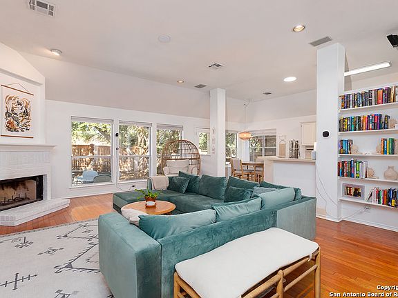 4th image of 7727 Braun Cir
