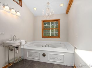 577 Alta Dale Ave SE, Ada, MI 49301