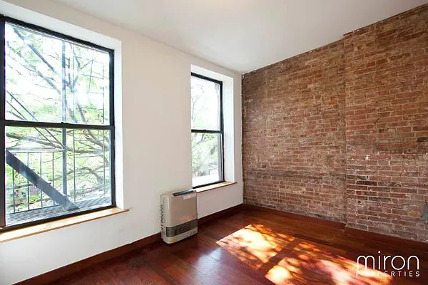 Rented by Miron Properties | media 61