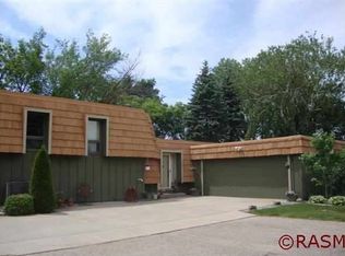 363 Doc Jones Ln, Mankato, MN 56001