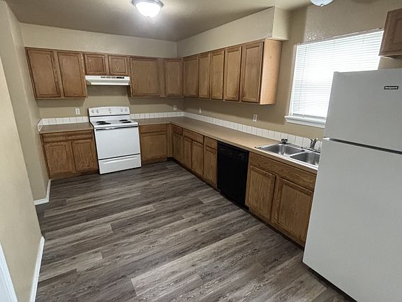 5th image of 613 S 11th St #2