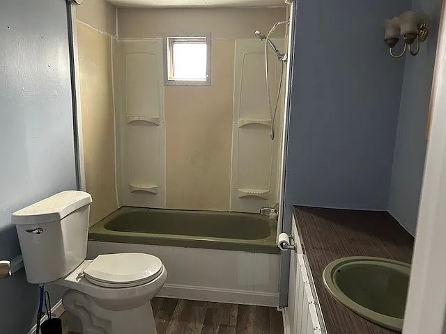 16 Austin Dr — Photo 5