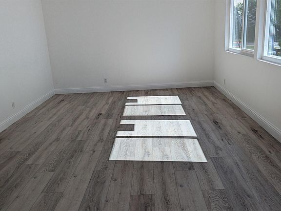 3rd image of 1387 Del Rio Cir Unit B