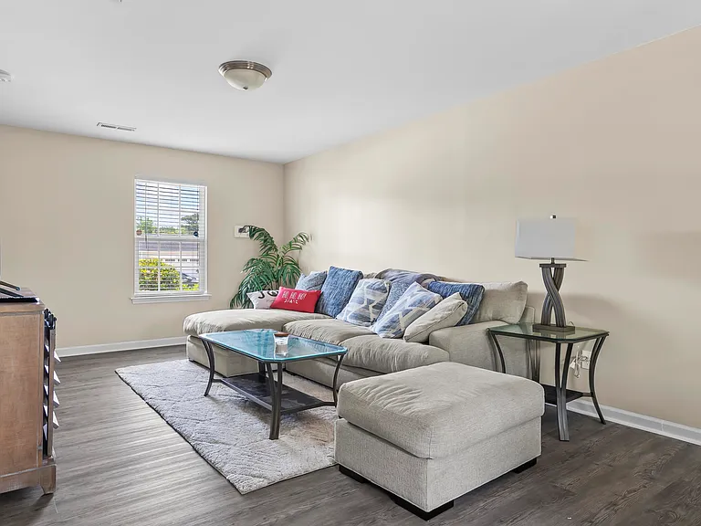 116 Sages Ridge Dr — Photo 8