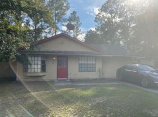 262 Garden Cir, Hinesville, GA 31313