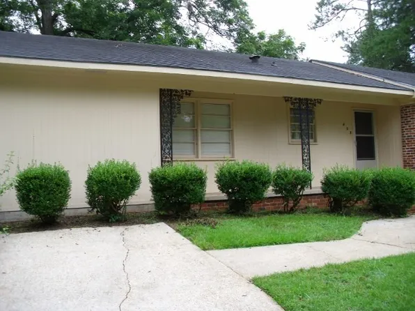 408 Valley Dr, Americus, GA 31709