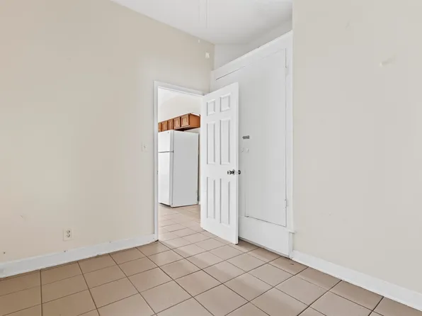 207 15th Street image 10 of 19