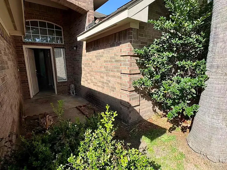 21114 Sun Haven Dr — Photo 2