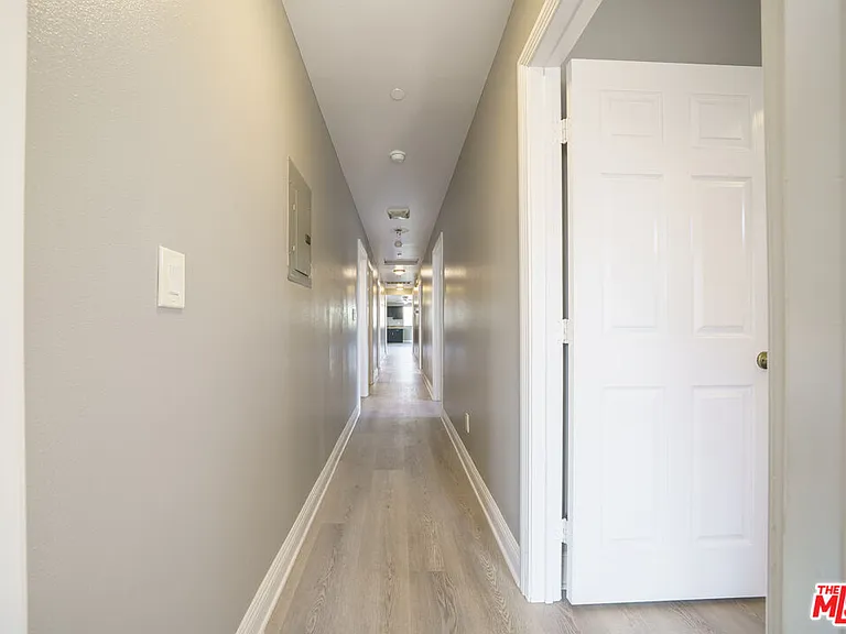 238 W 46th St — Photo 29