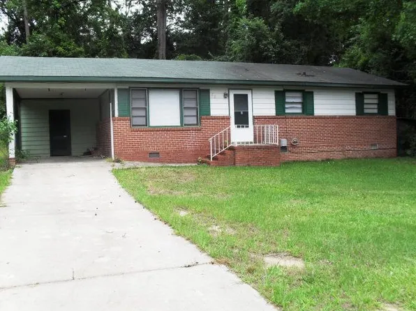 38 Wickham Dr, Columbus, GA 31907