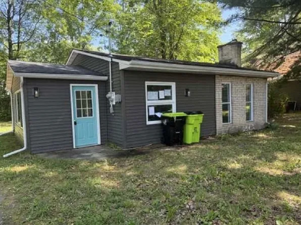 1137 Pinetree St, Beaverton, MI 48612
