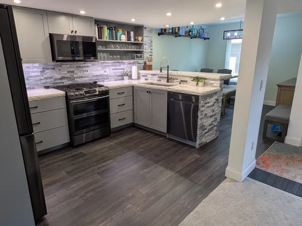 2644 Traver Blvd, Ann Arbor, MI 48105