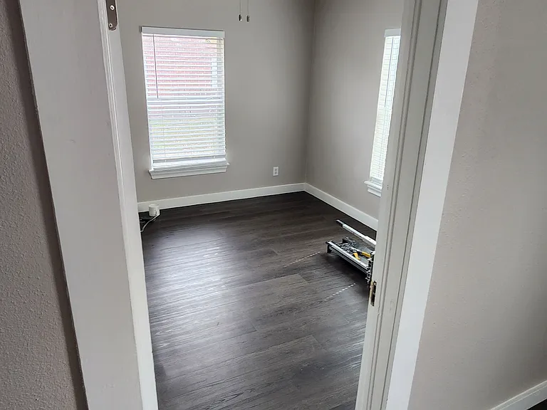 733 Commerce St — Photo 4