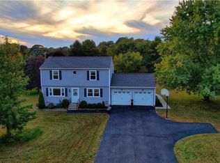 22 Pequot Trl, Griswold, CT 06351