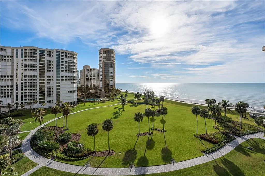 2 bed, 2.0 bath, 1829 sqft, $14,000 — Photo 2