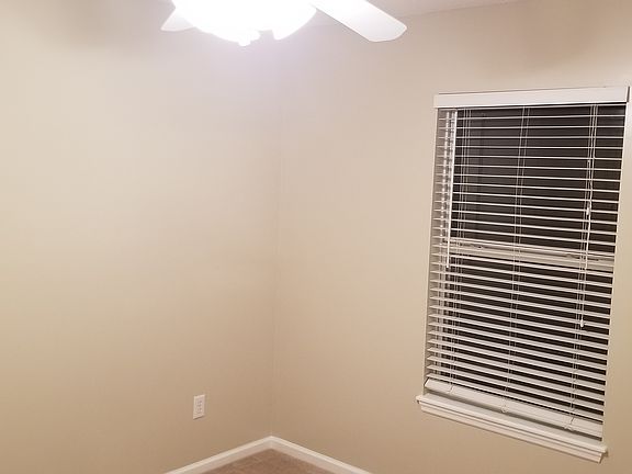 3rd image of 11116 Wyndham Hollow Ln
