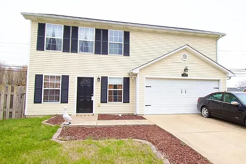 111 Calumet Ct Photo 1
