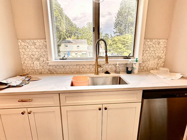 310 Summit Ave — Photo 5