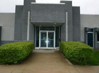 4001 NE Lakewood Way, Lees Summit, MO 64064