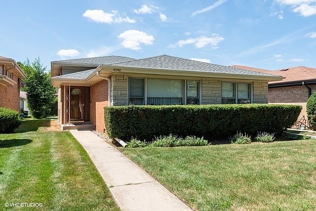 1st image of 8442 Avers Ave