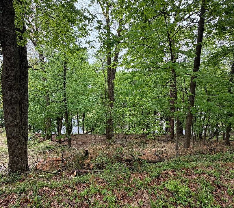 2nd image of 1707 Mineral Spring Rd