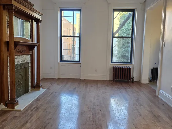 449 41st Street image 1 of 8