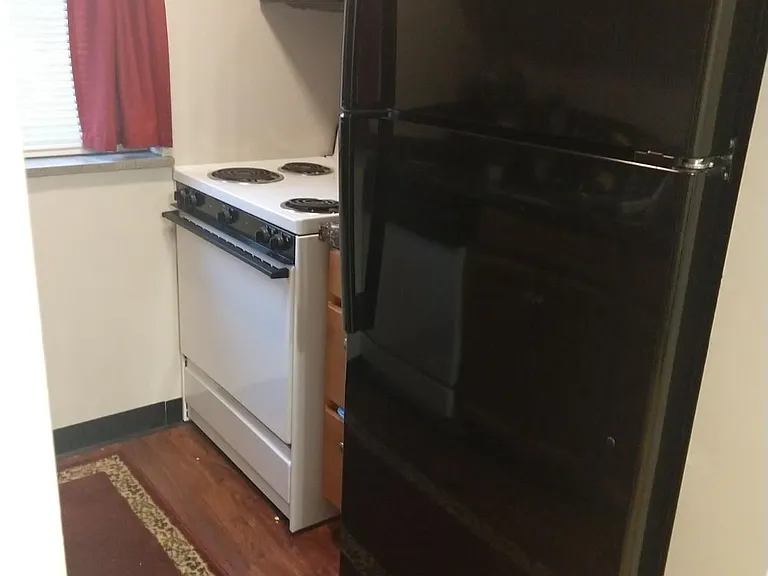5712 Phillips Ave #B8 — Photo 7