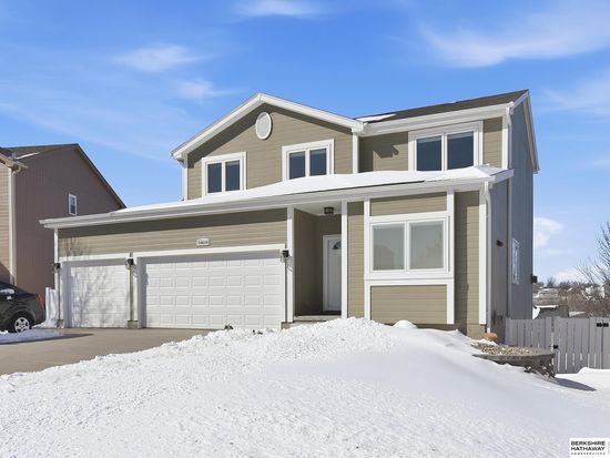 14610 Nebraska Cir, Omaha, NE 68116
