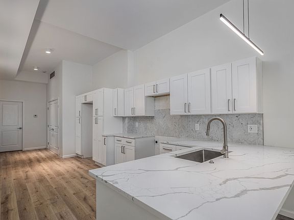3rd image of 3254 Lorain Ave