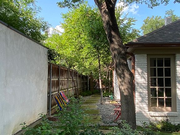 2nd image of 3506 Armstrong Ave
