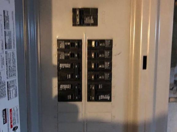 2nd image of 118 N Carrollton St