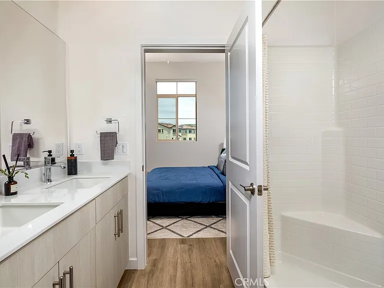 1591 W Vista Way — Photo 23